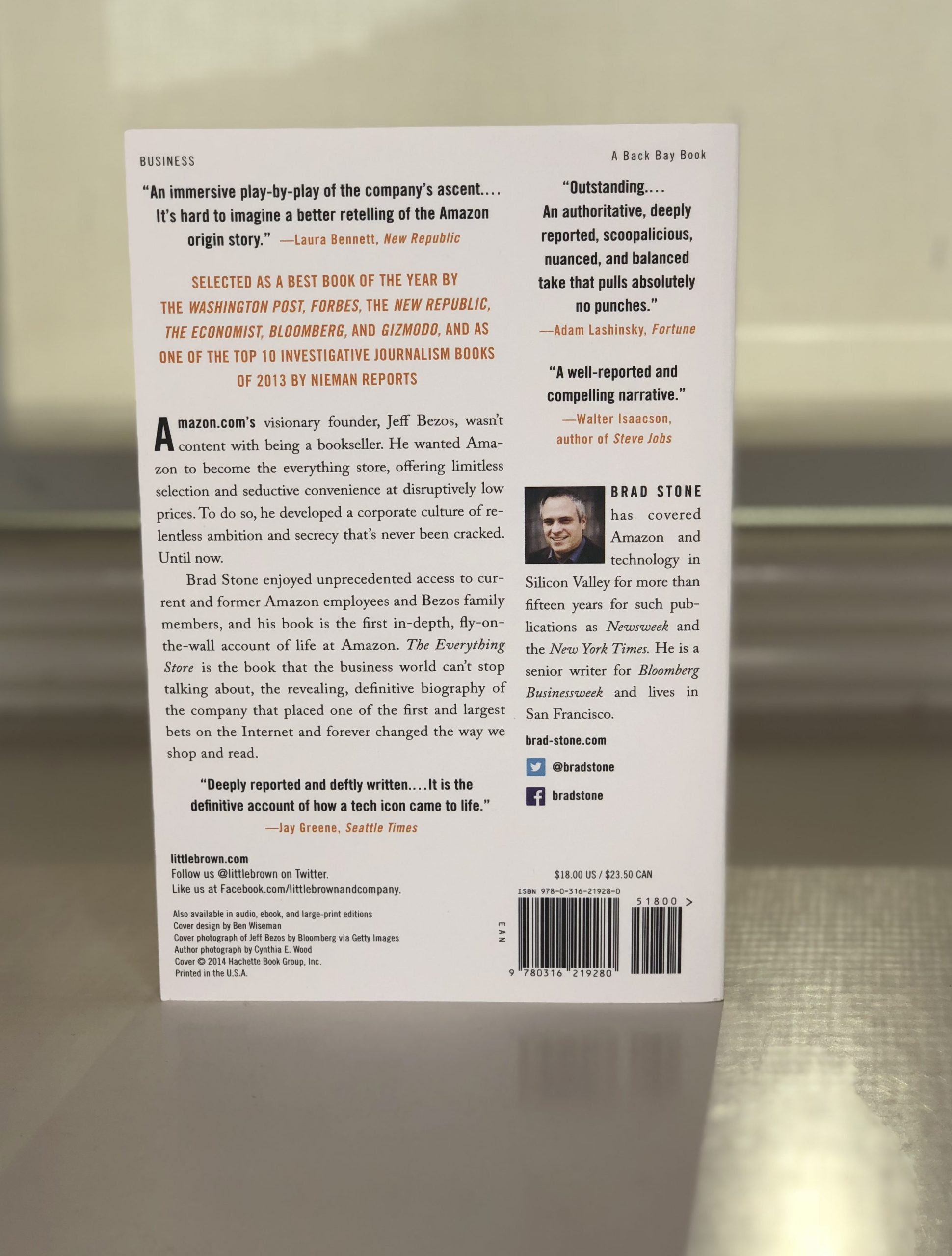 the-everything-store-jeff-bezos-and-the-age-of-amazon-3